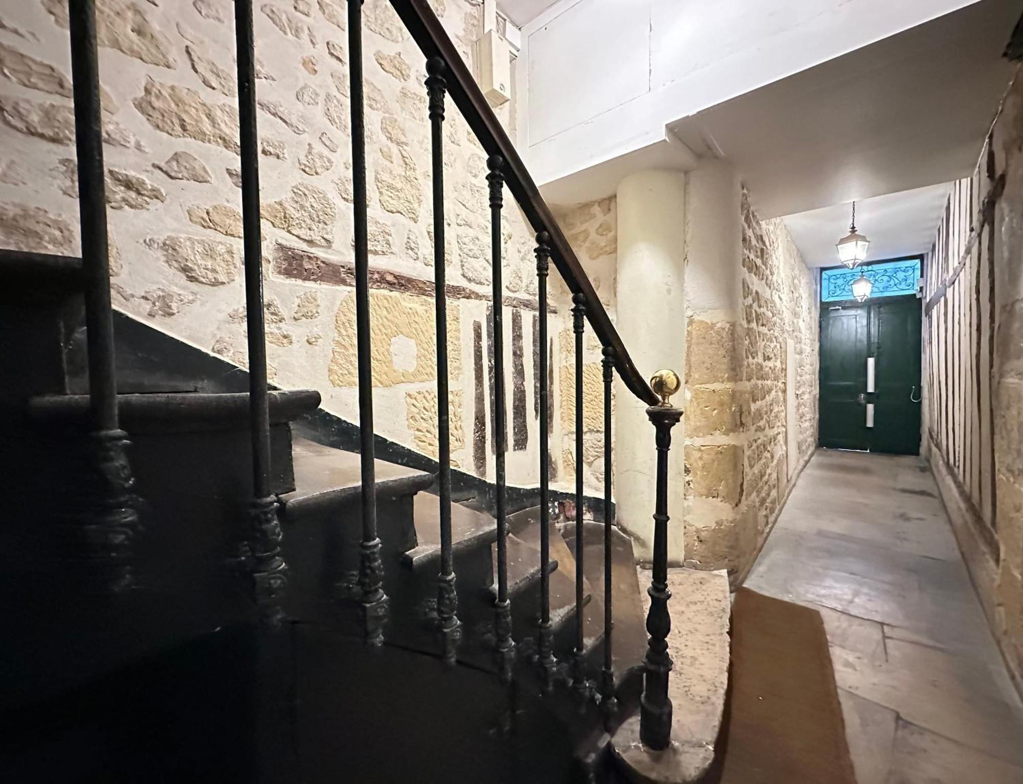 Spacious In Saint-germain-des-pres